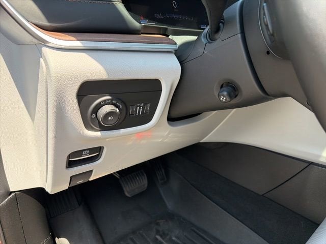2022 Jeep Grand Cherokee Summit