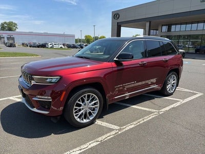 2022 Jeep Grand Cherokee Summit