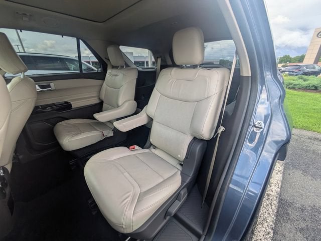 2021 Ford Explorer Platinum
