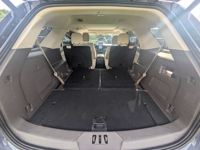 2021 Ford Explorer Platinum