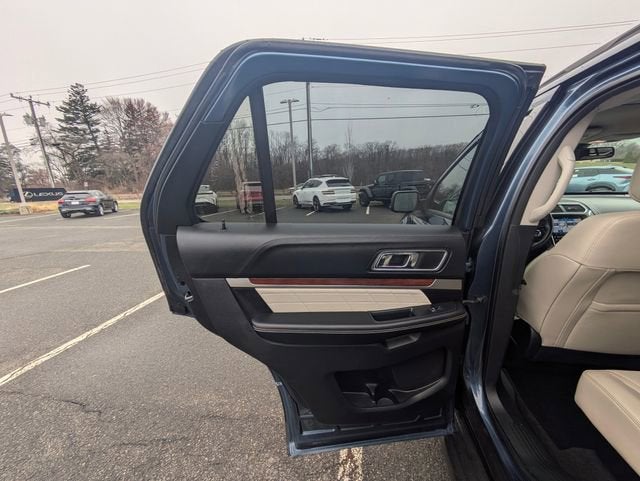 2018 Ford Explorer Platinum