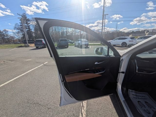 2021 Cadillac XT4 Premium Luxury