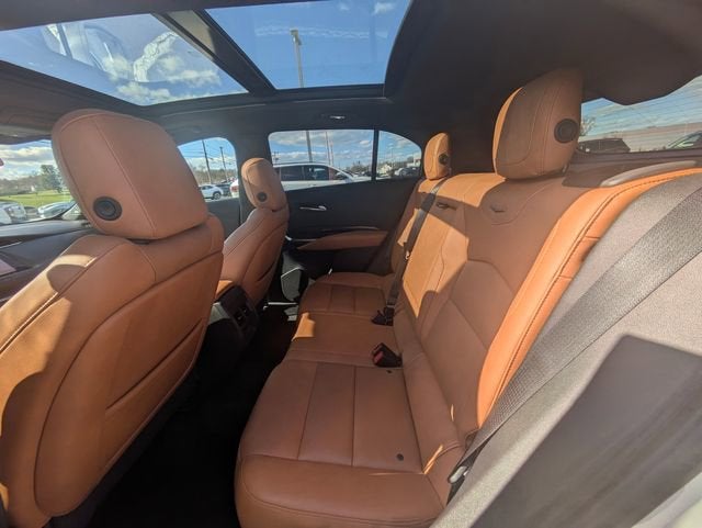 2021 Cadillac XT4 Premium Luxury