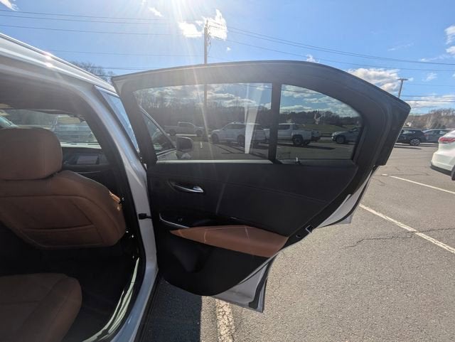 2021 Cadillac XT4 Premium Luxury