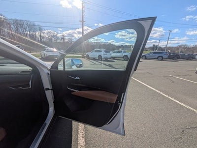 2021 Cadillac XT4 Premium Luxury