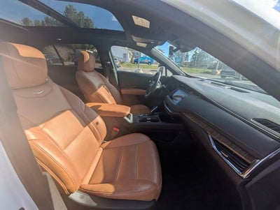 2021 Cadillac XT4 Premium Luxury