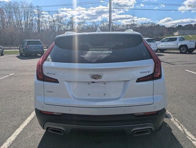 2021 Cadillac XT4 Premium Luxury