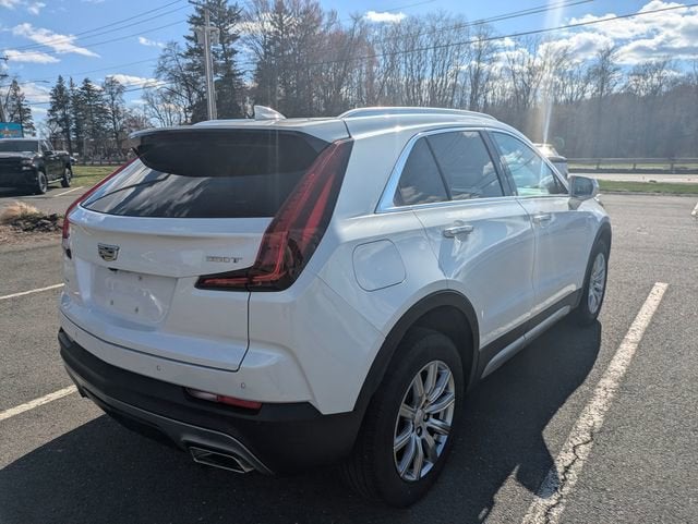 2021 Cadillac XT4 Premium Luxury