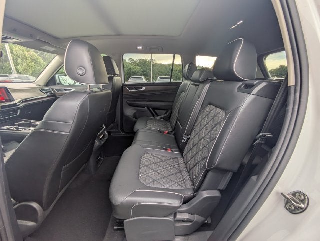 2024 Volkswagen Atlas 2.0T SEL Premium R-Line