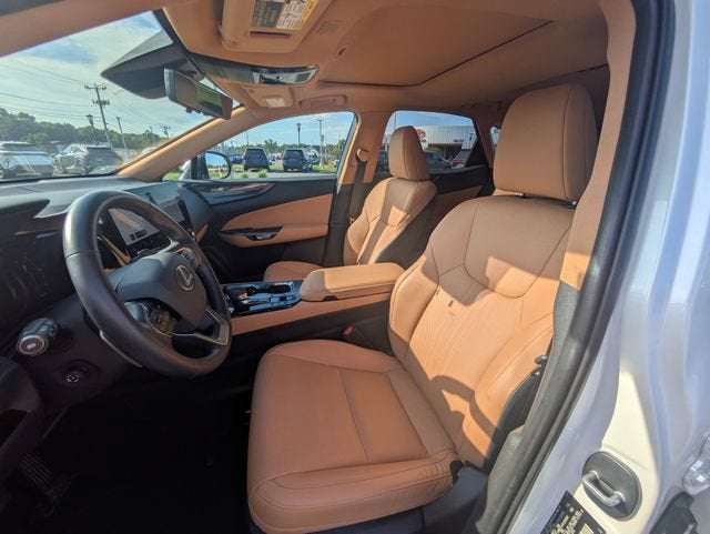2025 Lexus NX 350h Premium
