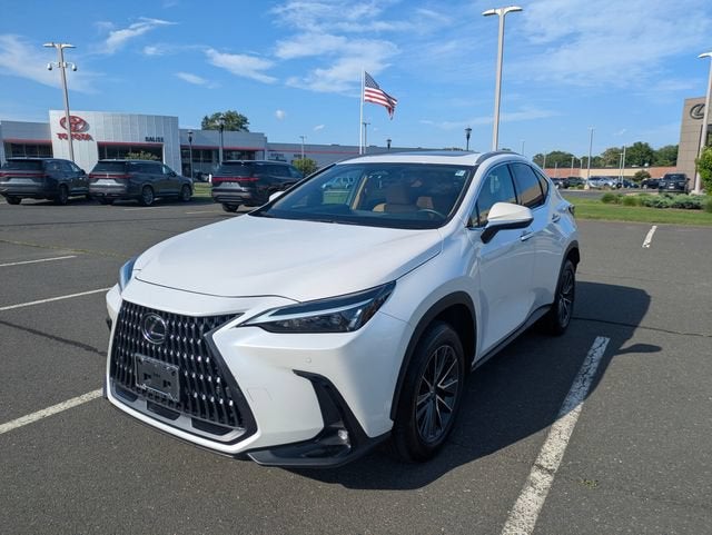 2025 Lexus NX 350h Premium