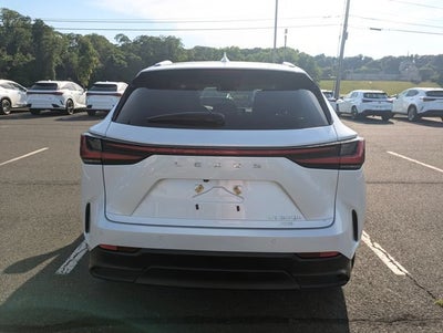 2025 Lexus NX 350h Premium