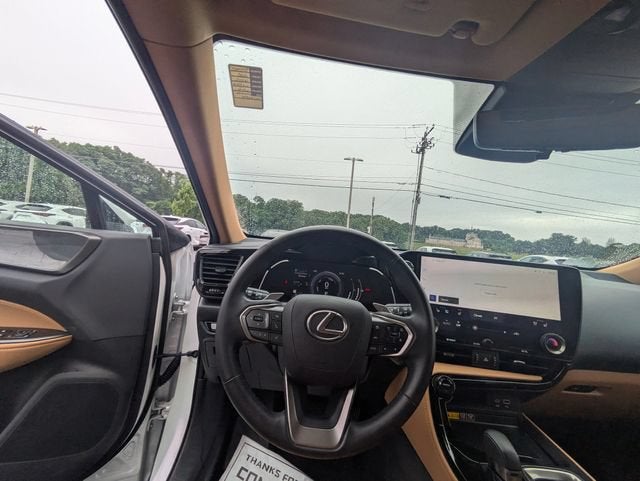 2025 Lexus NX 350h Premium