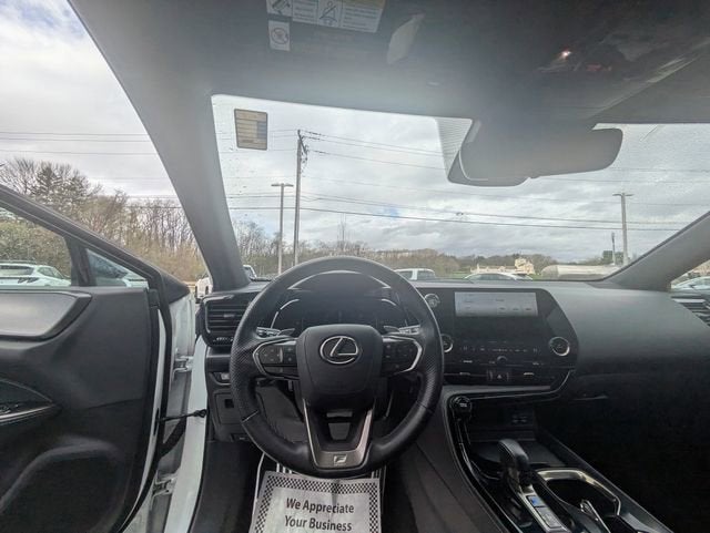 2022 Lexus NX 350 F SPORT Handling