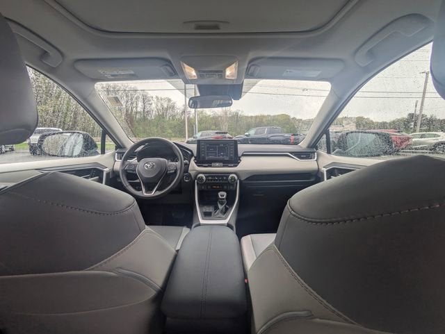 2022 Toyota RAV4 XLE Premium