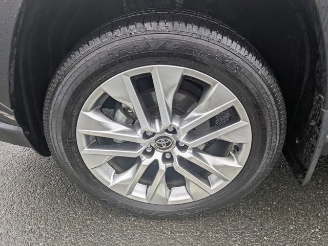 2022 Toyota RAV4 XLE Premium