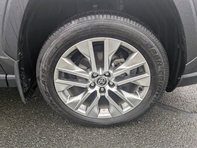 2022 Toyota RAV4 XLE Premium