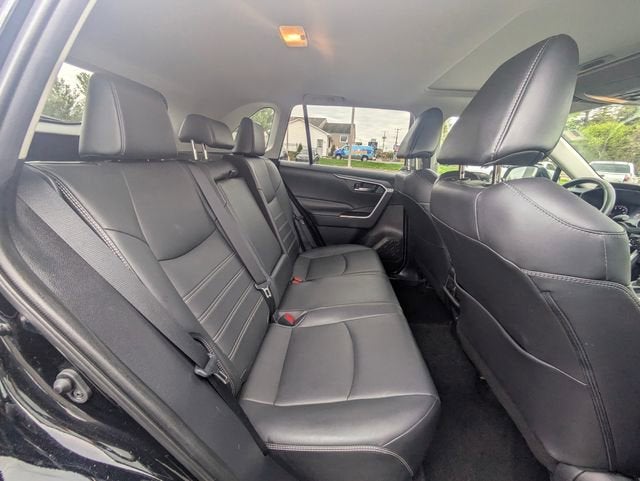 2020 Toyota RAV4 XLE Premium