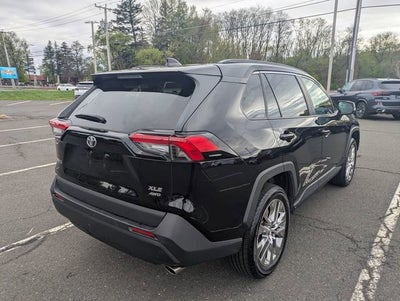 2020 Toyota RAV4 XLE Premium