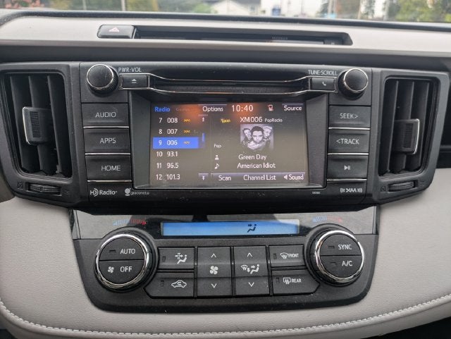 2016 Toyota RAV4 XLE