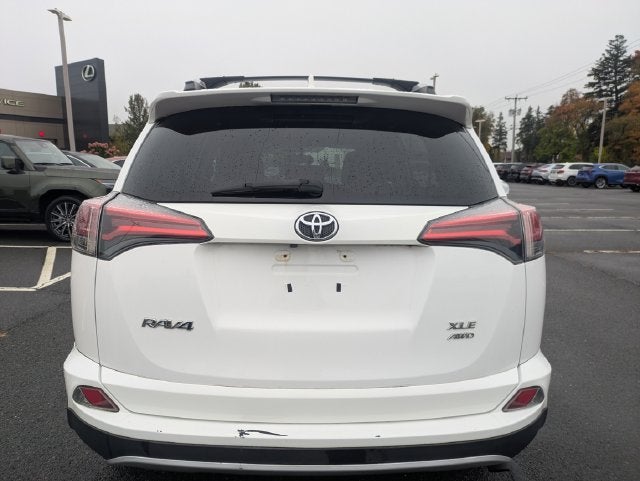 2016 Toyota RAV4 XLE
