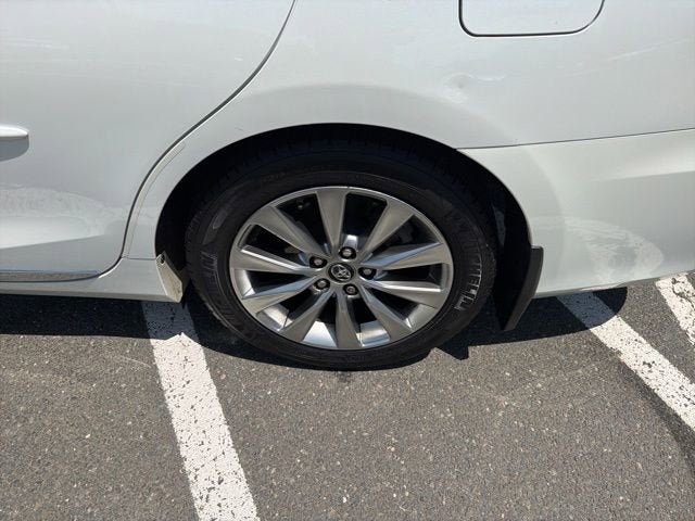 2016 Toyota Camry Hybrid XLE