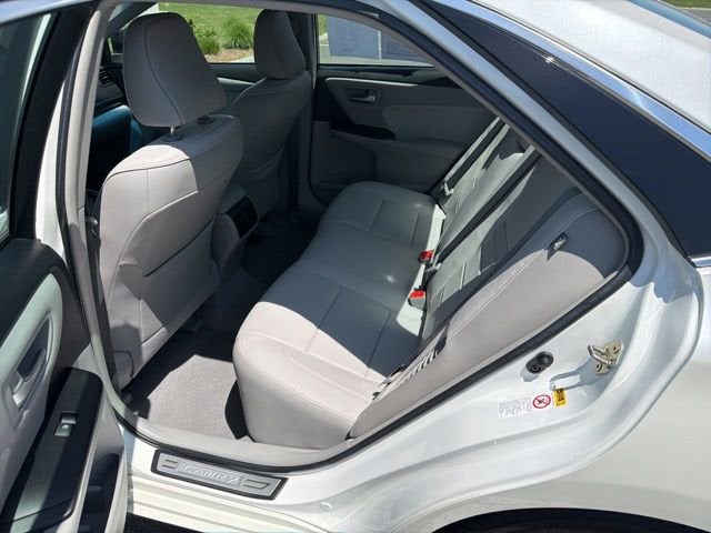 2016 Toyota Camry Hybrid XLE