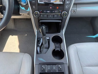 2016 Toyota Camry Hybrid XLE
