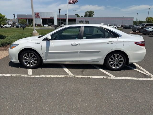 2016 Toyota Camry Hybrid XLE