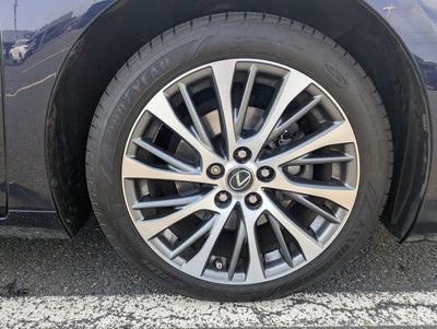 2020 Lexus ES 300h