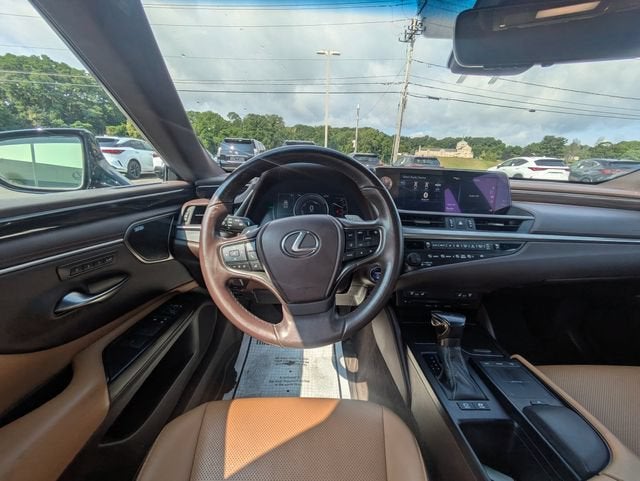 2020 Lexus ES 300h