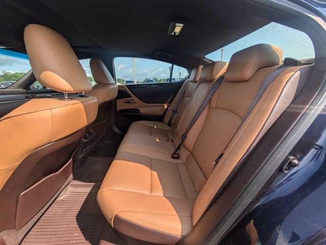 2020 Lexus ES 300h