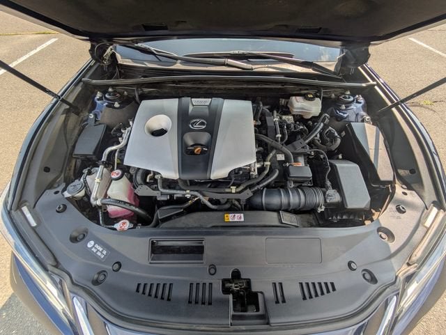 2020 Lexus ES 300h