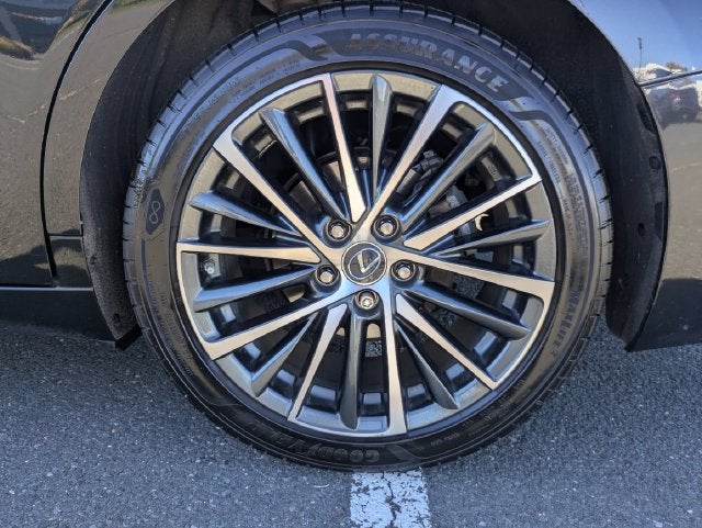 2024 Lexus ES 300h