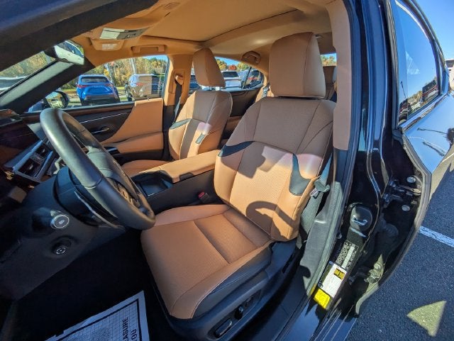 2024 Lexus ES 300h