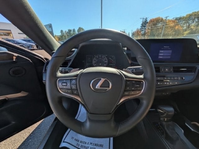2024 Lexus ES 300h