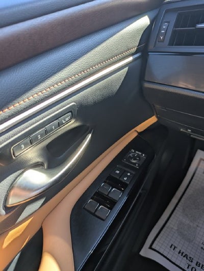2024 Lexus ES 300h