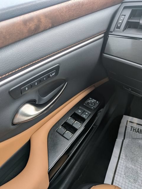 2024 Lexus ES 350