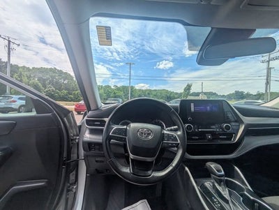 2023 Toyota Highlander LE