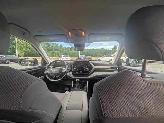 2021 Toyota Highlander LE