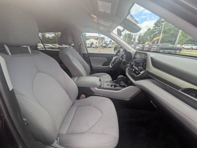 2021 Toyota Highlander LE