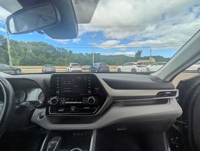 2021 Toyota Highlander LE