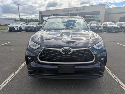 2021 Toyota Highlander LE