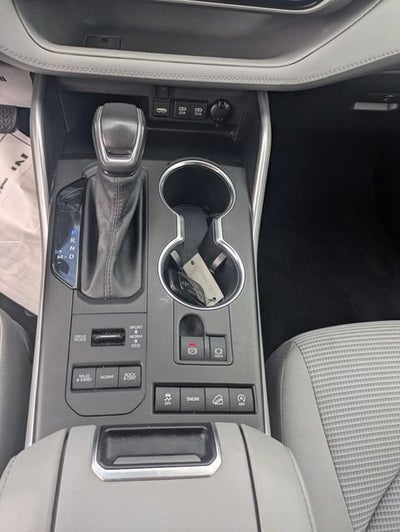 2021 Toyota Highlander LE