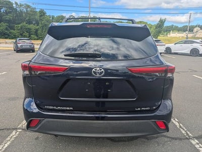 2021 Toyota Highlander LE
