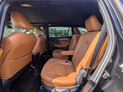 2020 Toyota Highlander Platinum