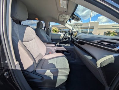 2023 Toyota Sienna LE