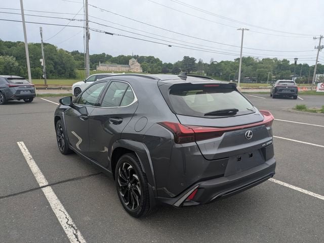 2023 Lexus UX 250h F SPORT Design