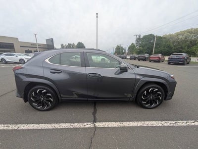 2023 Lexus UX 250h F SPORT Design
