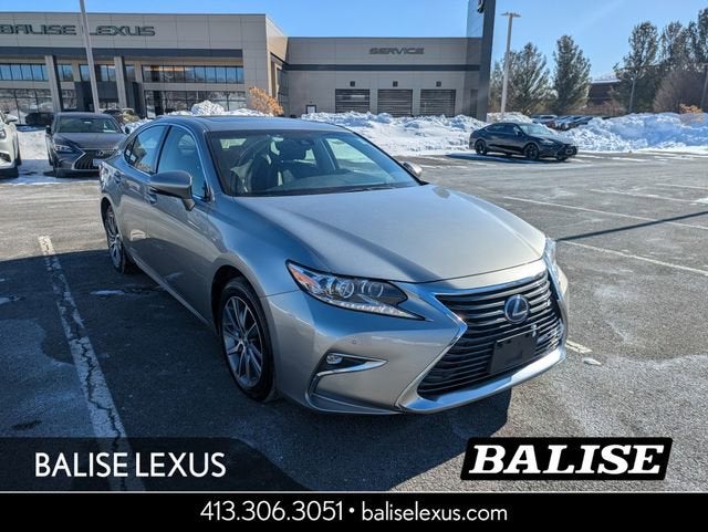 2016 Lexus ES 300h 300h
